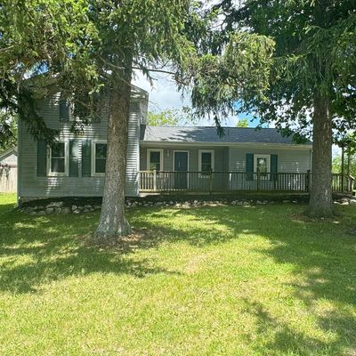 6523 E Holly Rd, Holly, MI 48442