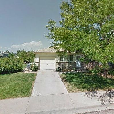 916 Canyon Ct, Windsor, CO 80550