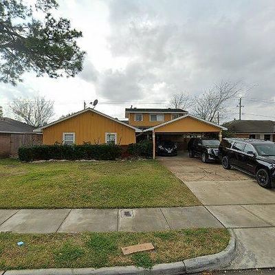 8406 Glen Valley Dr, Houston, TX 77061