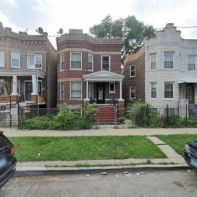 844 N Avers Ave, Chicago, IL 60651