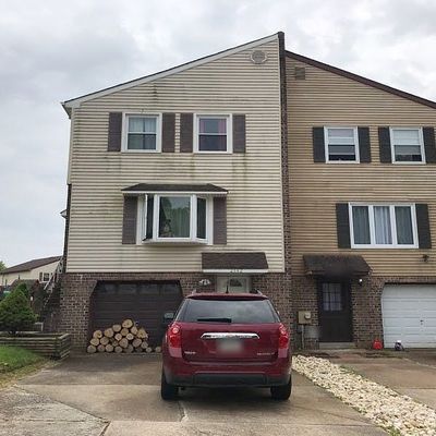 2342 Ebury Ct, Bensalem, PA 19020