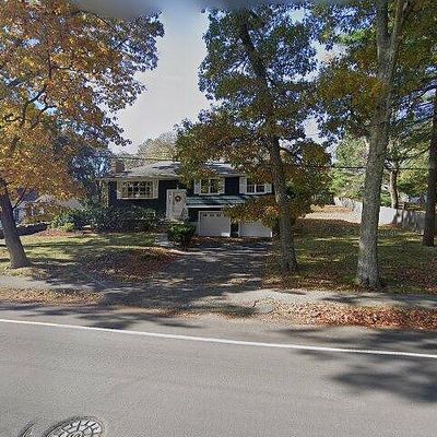 883 Greendale Ave, Needham, MA 02492