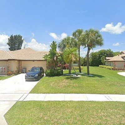 7399 Le Chalet Blvd, Boynton Beach, FL 33472