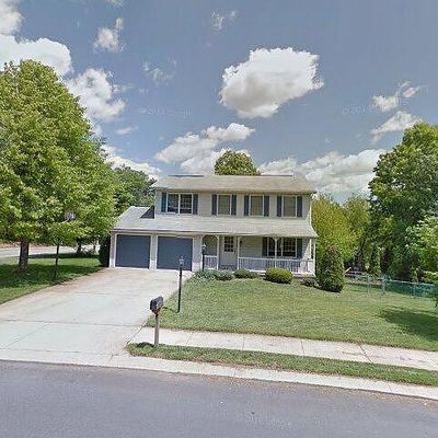 10 Hickory Dr, Manchester, PA 17345