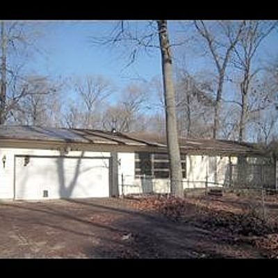 10221 Henry Rd, Osceola, IN 46561