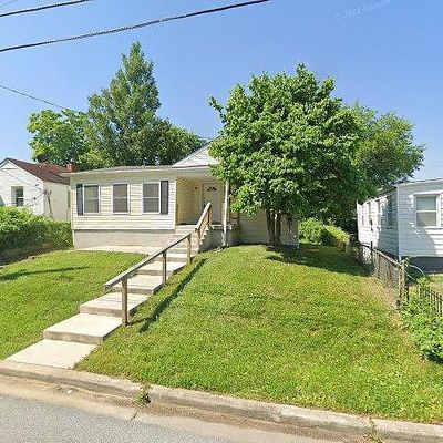 1304 Oates St, Capitol Heights, MD 20743