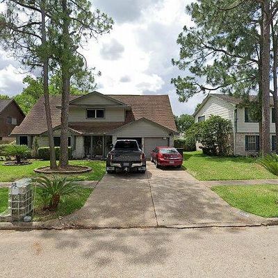 5211 Council Grove Ln, Houston, TX 77088