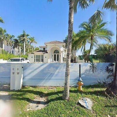 407 Ocean Blvd, Golden Beach, FL 33160