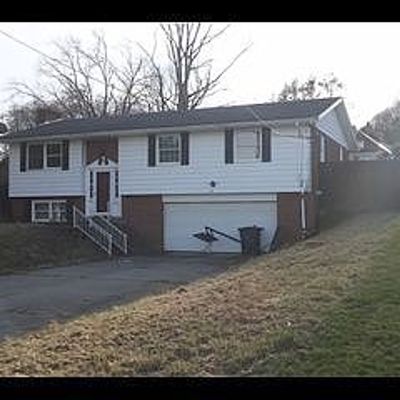 417 W Malden Dr, Coal Center, PA 15423