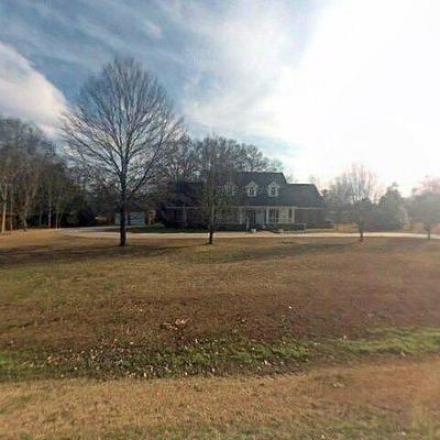 5966 Greenview Rd, Bastrop, LA 71220