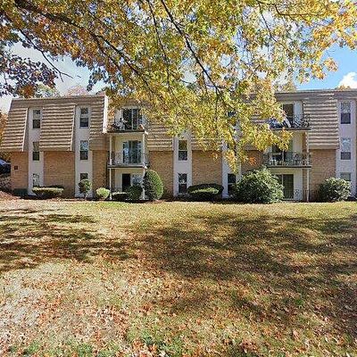 11 Shadowbrook Ln #5, Milford, MA 01757