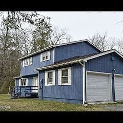 1181 Carriage Ln, Tobyhanna, PA 18466