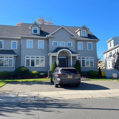 120 Vintage Cir, Lakewood, NJ 08701