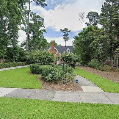 15 Forest Hills Dr, Wilmington, NC 28403