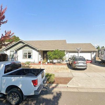 131 W Jadon Dr, Lebanon, OR 97355