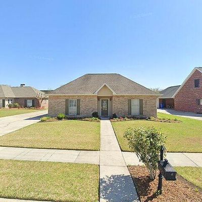 205 Riverside Dr, Berwick, LA 70342