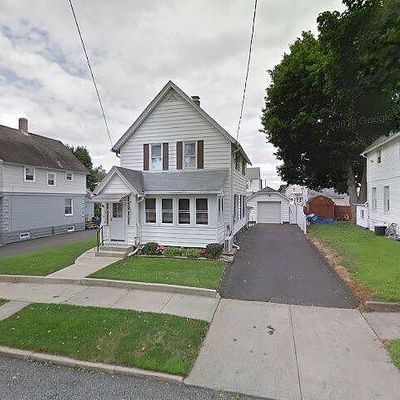 21 Duke St, Ludlow, MA 01056