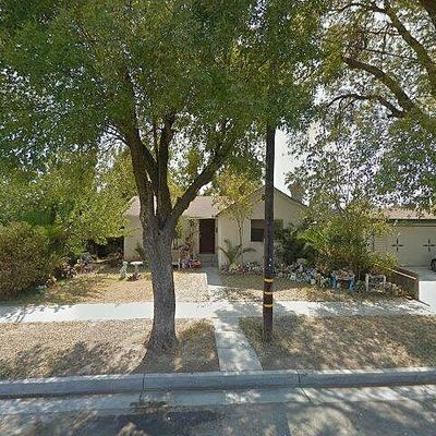 243 E St, Los Banos, CA 93635