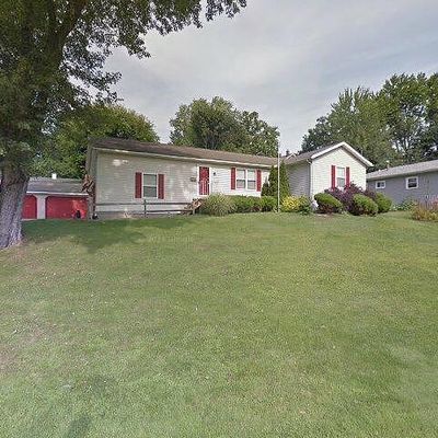 2704 Nesmith Lake Blvd, Akron, OH 44314