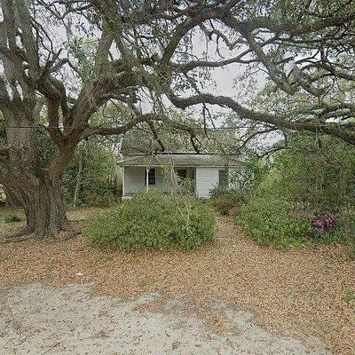 29 W Virginia Rd, Georgetown, SC 29440