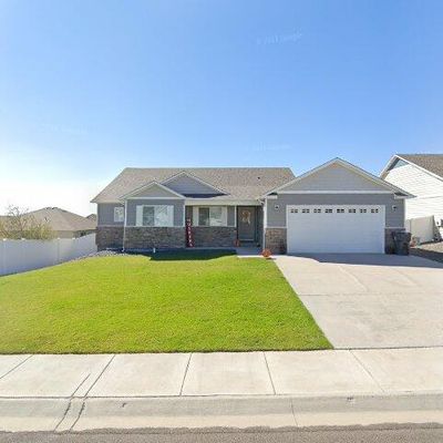 3668 Scout Rd, Cheyenne, WY 82001