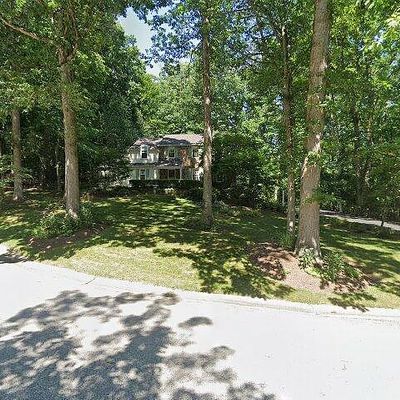 3 Spruce Rd, Malvern, PA 19355