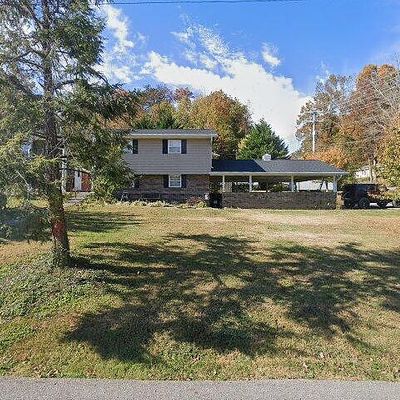 302 Sanford Ave, Clinton, TN 37716