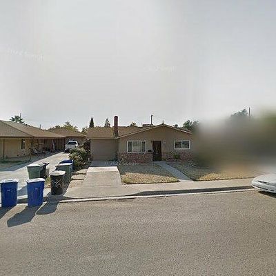 515 Oatman Ave, Sanger, CA 93657