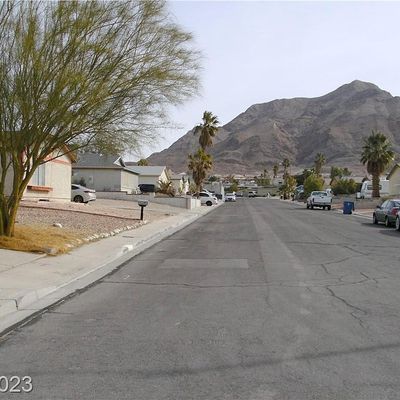 6736 Bethany Dr, Las Vegas, NV 89156