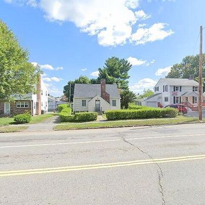 57 Park Ave, Worcester, MA 01605