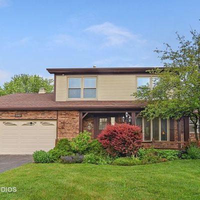 590 Woodcrest Ct, Carol Stream, IL 60188