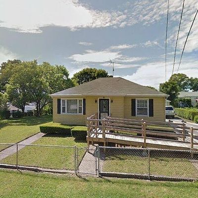 81 Clark St, Cumberland, RI 02864