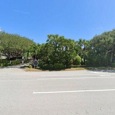 8384 Calamandren Way, Vero Beach, FL 32963