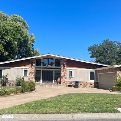 906 Calle Del Caballo St, Fairfield, CA 94534