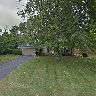 9358 N Fairy Chasm Ln, Milwaukee, WI 53223