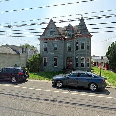 7818 Main St, Fogelsville, PA 18051