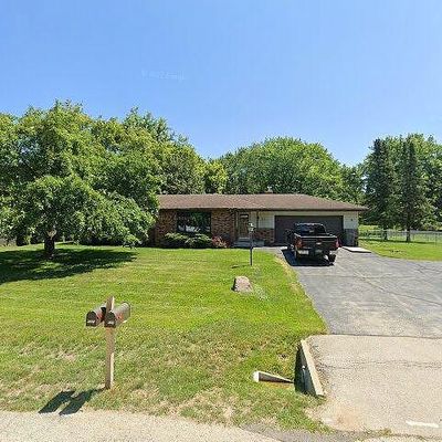 W132 S6442 Saroyan Rd, Muskego, WI 53150