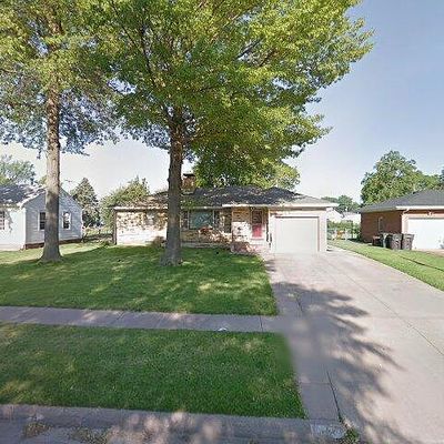 1323 N Colorado Ave, Hastings, NE 68901