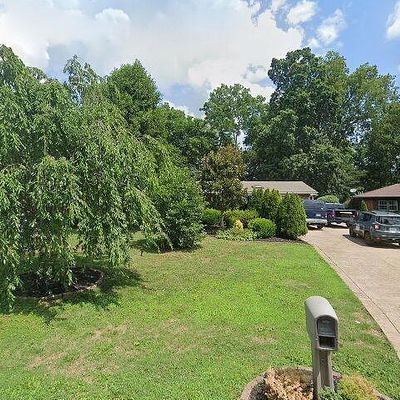 141 Tanglewood Trl, Louisville, KY 40223