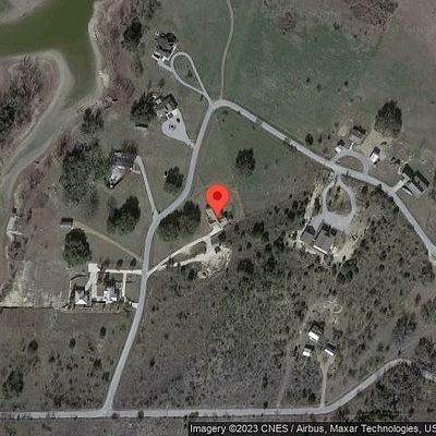 172 Lake Point Rd, Comanche, TX 76442
