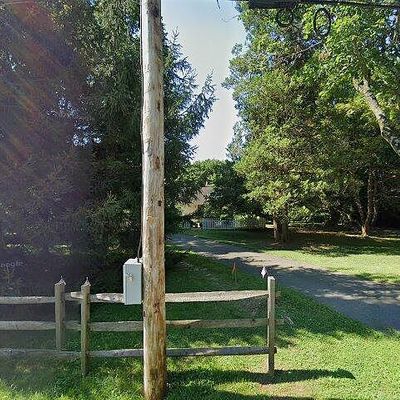 1786 W Doe Run Rd, Kennett Square, PA 19348