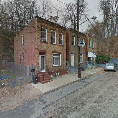 147 Moultrie St, Pittsburgh, PA 15219