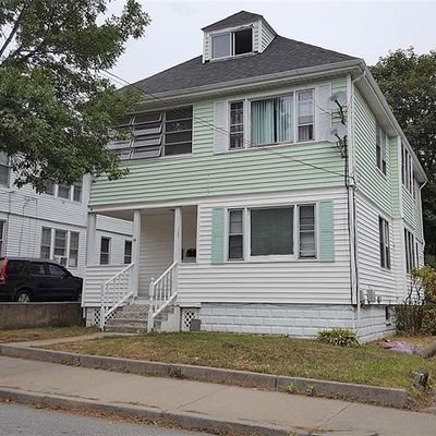 15 Mccabe St, Cranston, RI 02920