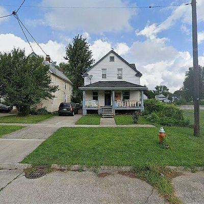 2002 Fern Ct, Cleveland, OH 44109