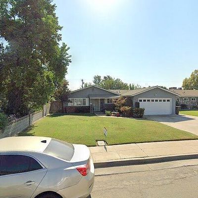 2031 Goldridge St, Selma, CA 93662