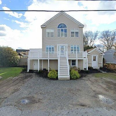 285 Hatherly Rd, Scituate, MA 02066