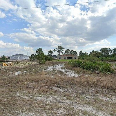 2925 19 Th St Sw, Lehigh Acres, FL 33976