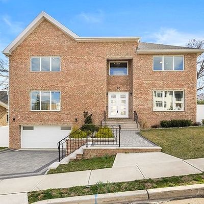 30 Cortland Pl, Cliffside Park, NJ 07010