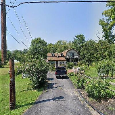 3068 Woodlane Ave, Orefield, PA 18069