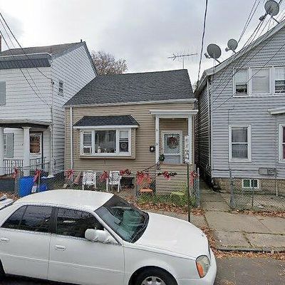 31 Ryerson Ave, Paterson, NJ 07502